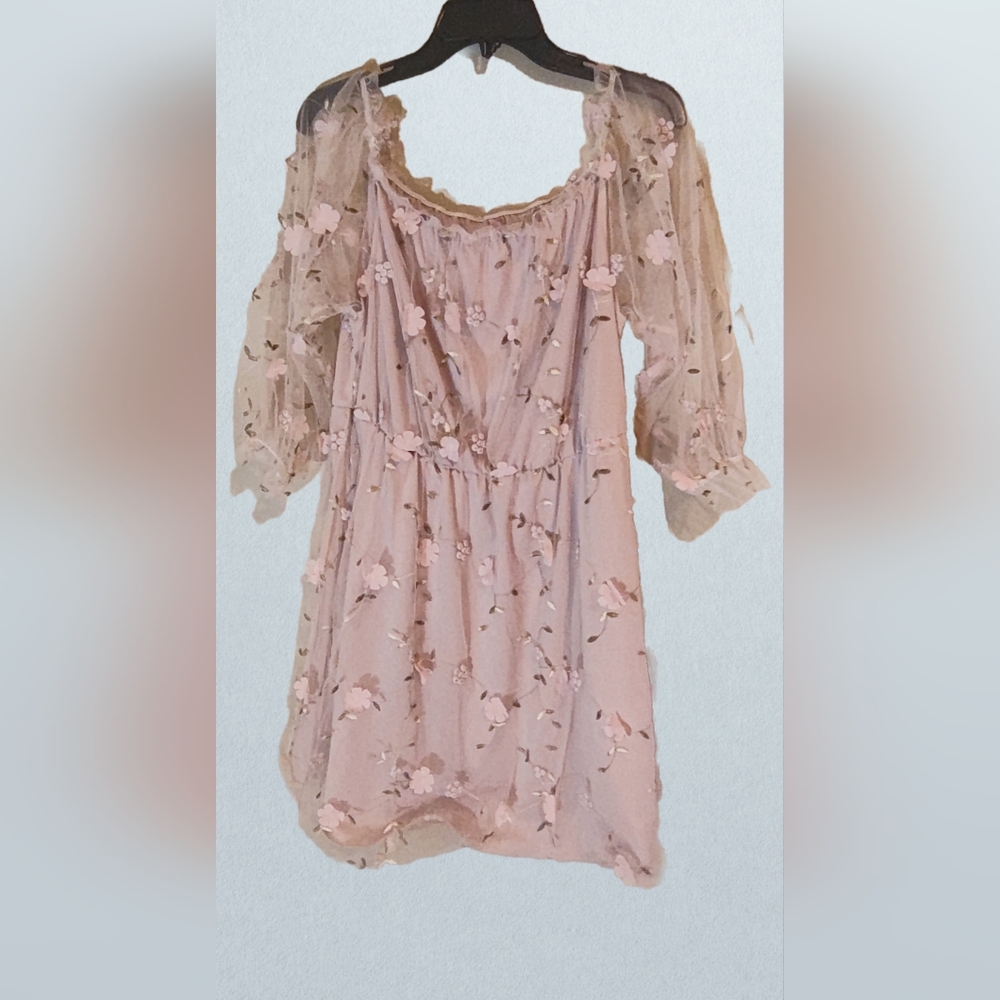 SHEIN Curve Floral Embroidered Dress